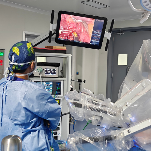 dr ajved- robotic surgeon for gallstones in bengaluru